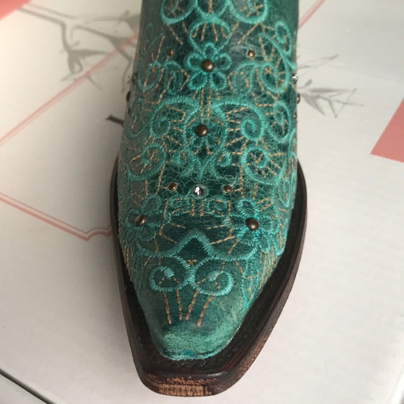 IVE WEST Celestia Cowgirl Boot - Picture 6 of 6